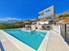 Family friendly house with a swimming pool Podgora, Makarska - 23904